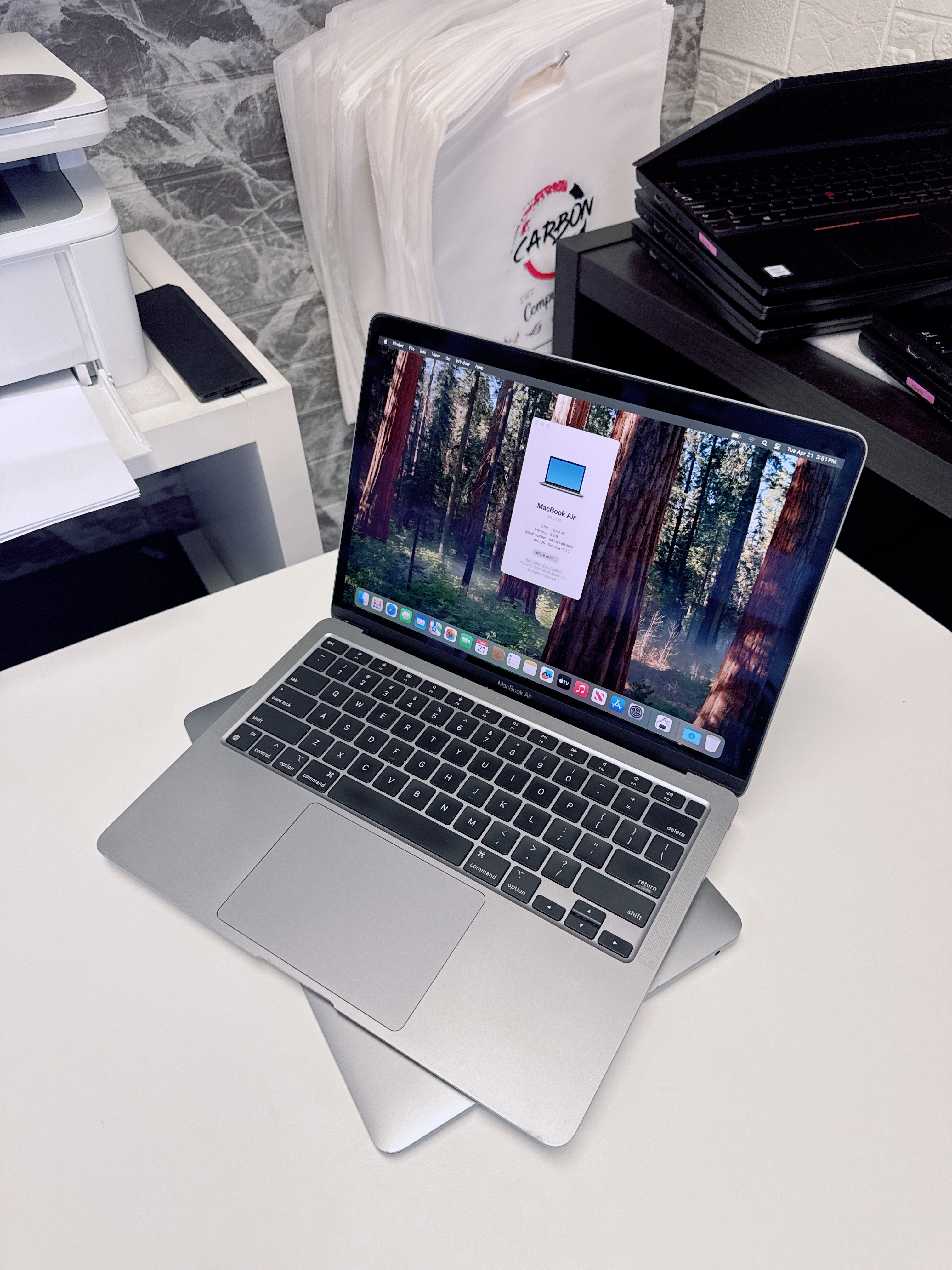 MacBook Air 13" (M2)